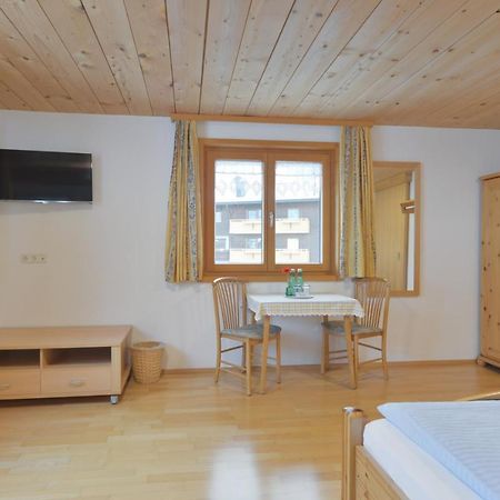 Pension Haus Romy Schoppernau Extérieur photo