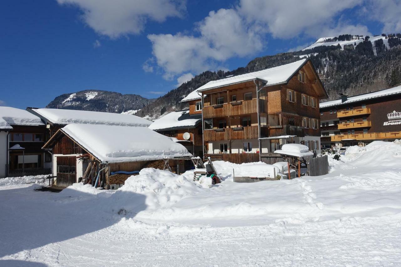 Pension Haus Romy Schoppernau Extérieur photo